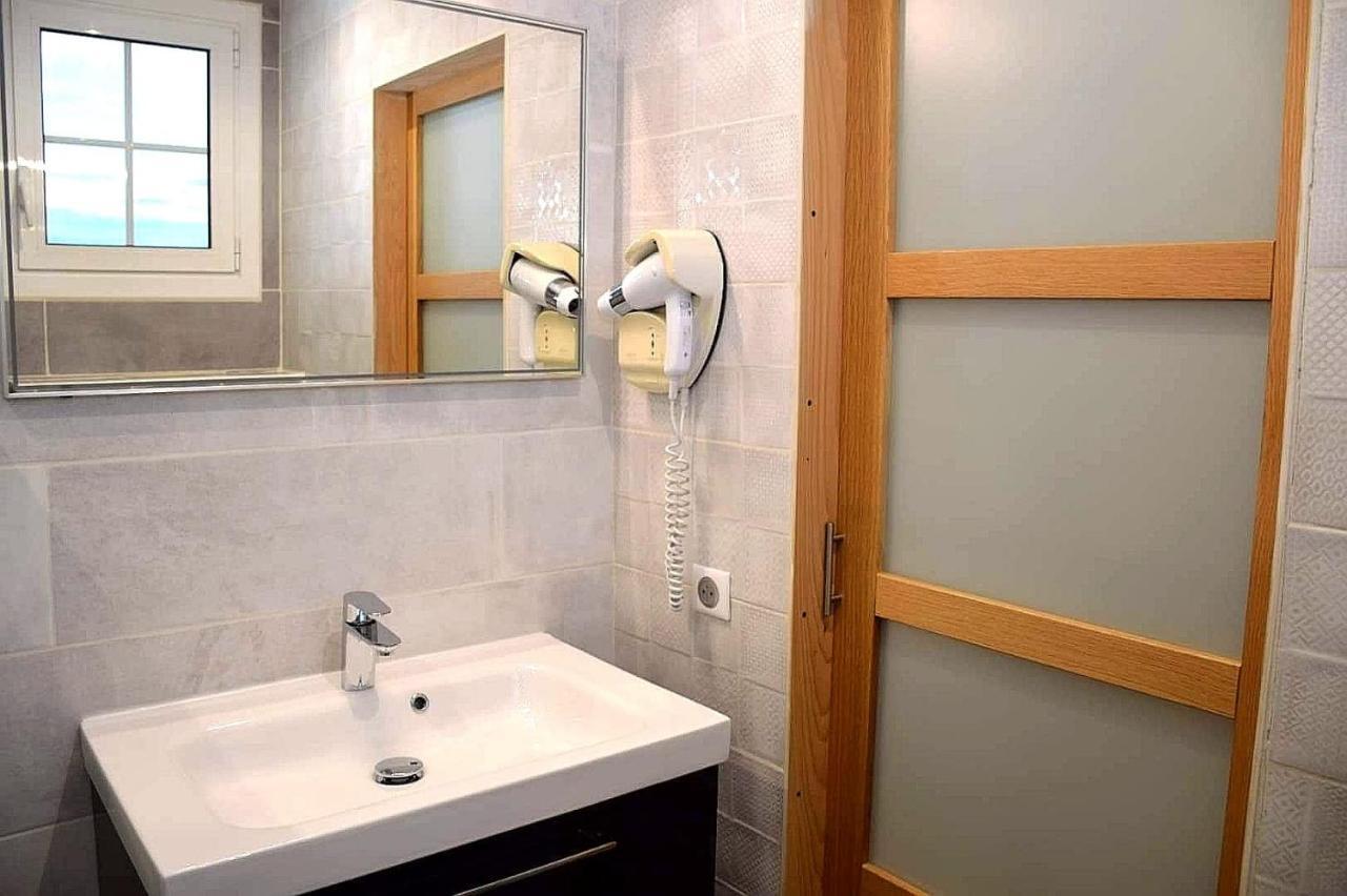 Logis Hotel Restaurant Spa Les Balcons De L'Esperance Limeuil Εξωτερικό φωτογραφία